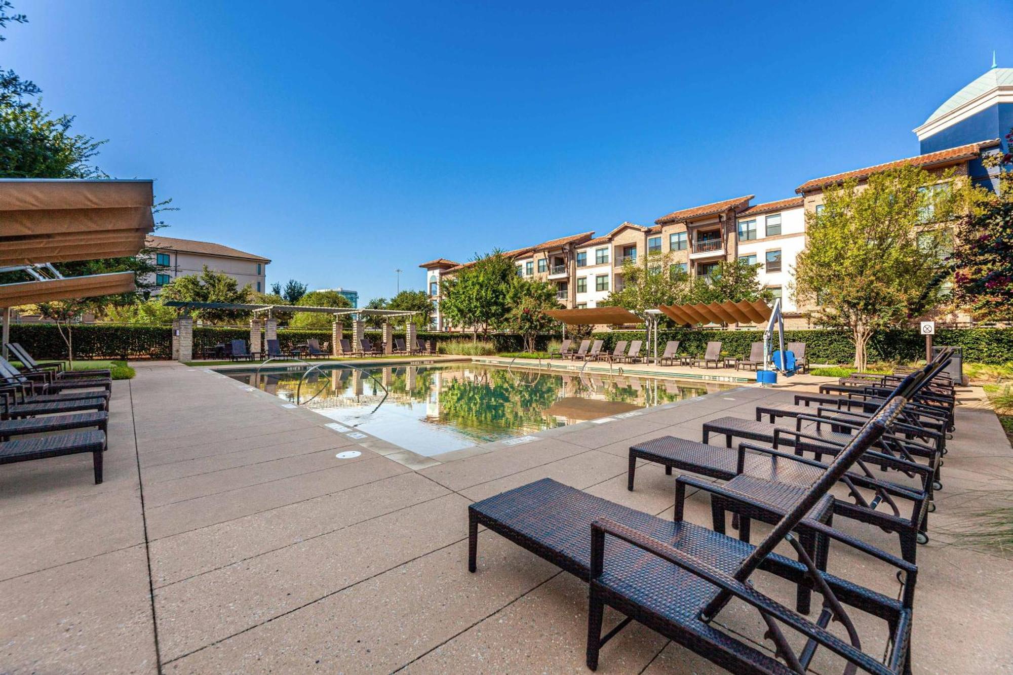 Sheraton Hotel Stonebriar Колони Экстерьер фото
