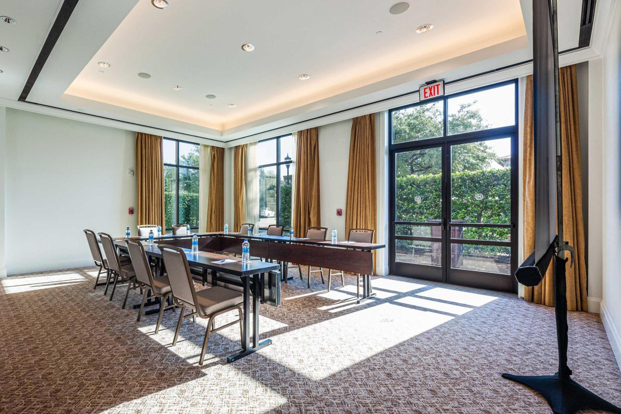 Sheraton Hotel Stonebriar Колони Экстерьер фото