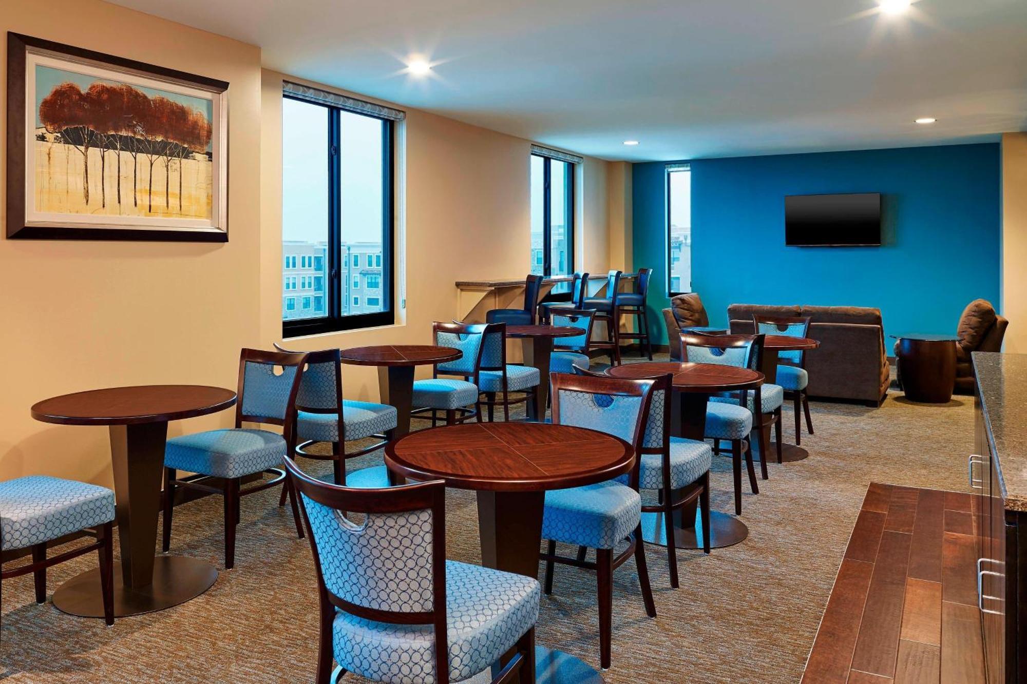 Sheraton Hotel Stonebriar Колони Экстерьер фото